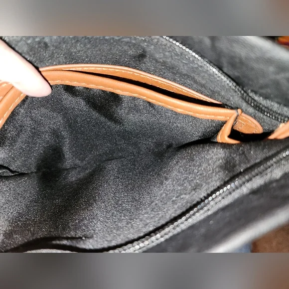 Preowned Rosetti‎ black and tan crossbody - Picture 6 of 8